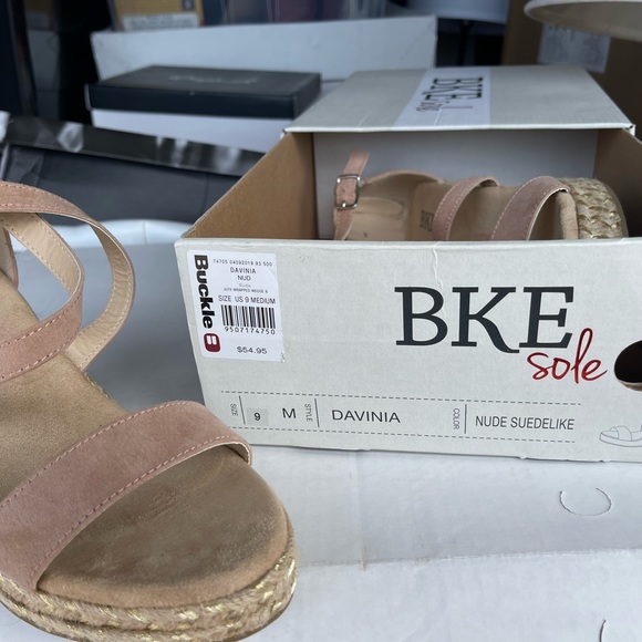 Wedges - Picture 2 of 3